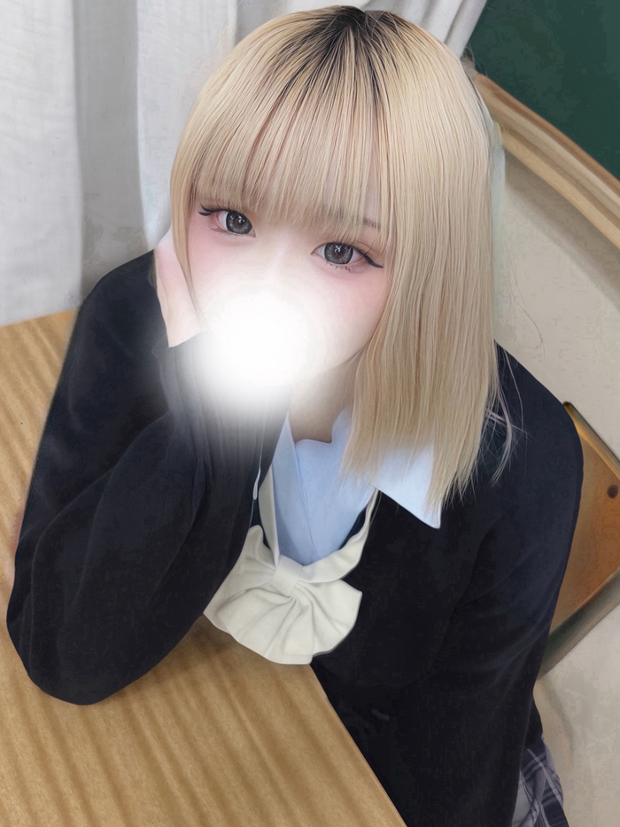 日向 きら(18)